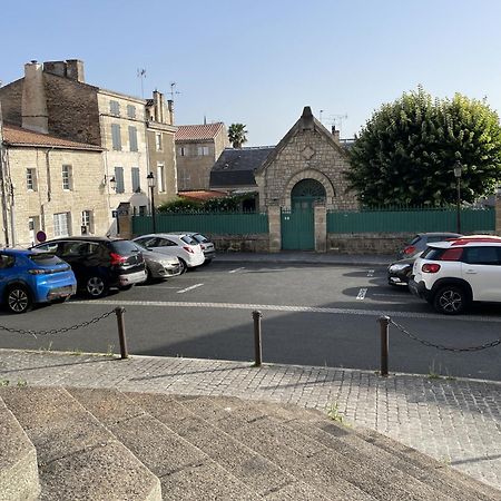 Chez Jean-Yves Et Zoe - La Dolce Vita - Au Calme, Tres Propre, Proche Parkings Niort Exteriér fotografie